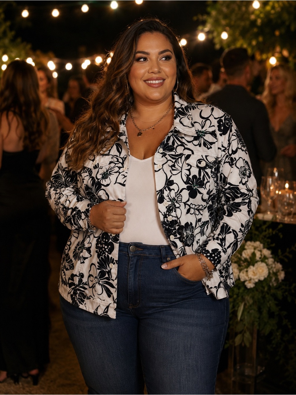 Alfred Dunner Black & White Floral Jean Jacket sparkle, sequence, size 14